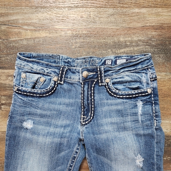 Miss Me Y2K Thick Stitch Boyfriend Distressed Denim Straight Leg Cropped Jeans - Picture 2 of 8